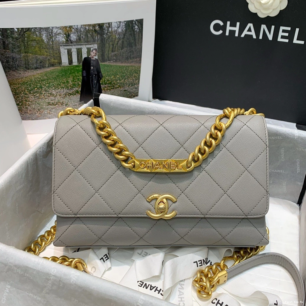 First Bag Ru BAG FLAP CHANEL 0824